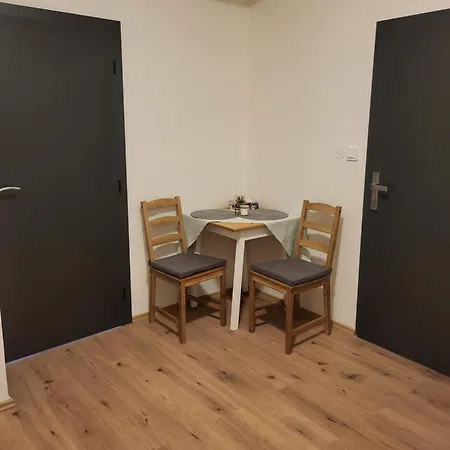 Center - Moderna Rimske Namesti Ii Apartment *